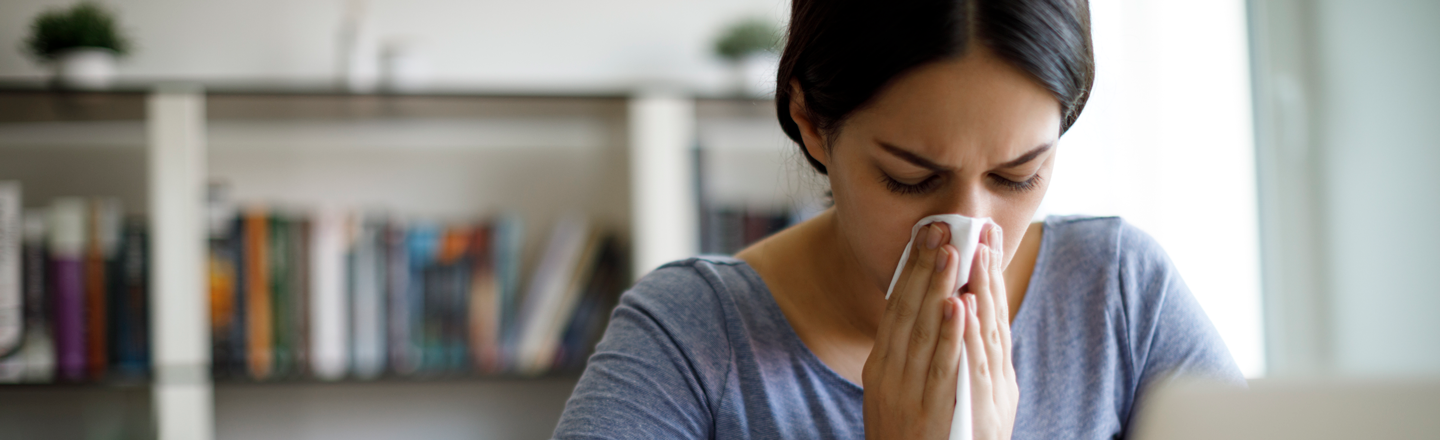 Identificando la diferencia entre COVID-19 y alergias